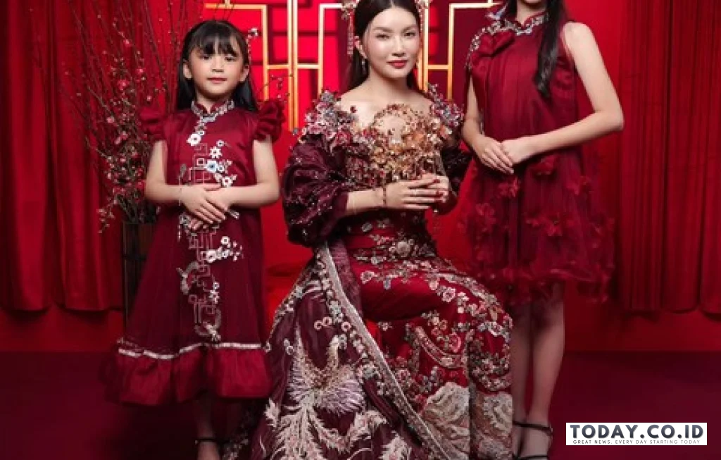 selebritas Indonesia rayakan Imlek