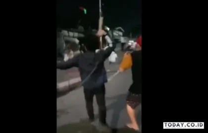 tawuran bawa celurit besar