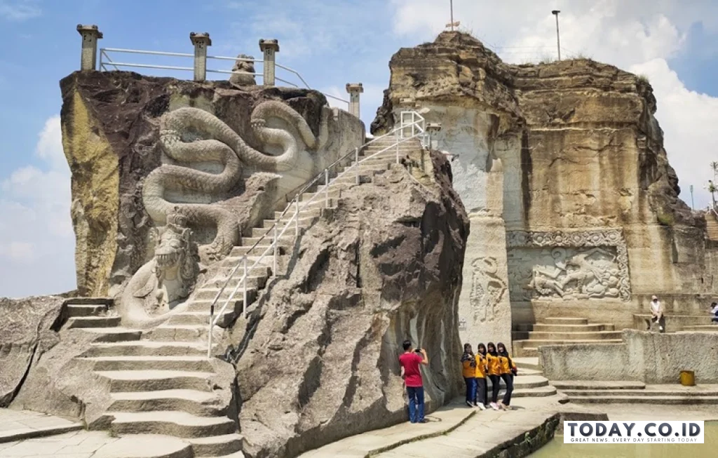 Tebing Breksi Yogyakarta