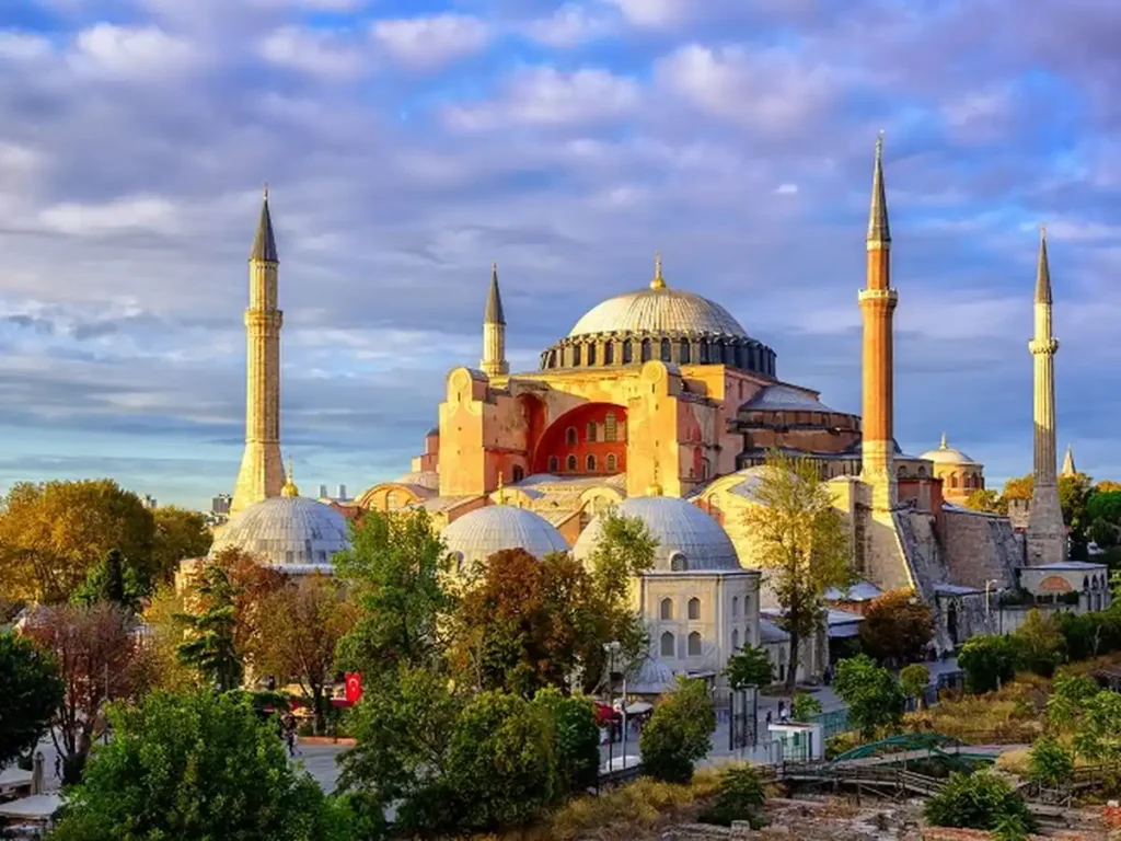 Wisata Sejarah Islam di Turki, Menyusuri Jejak Masjid, Istana, dan Kota Para Sultan