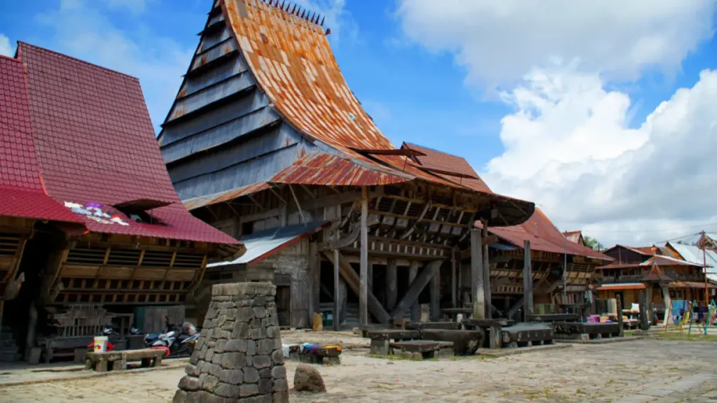Desa Adat Bawomataluo, Jejak Megalitik Nias yang Membidik Warisan Dunia UNESCO